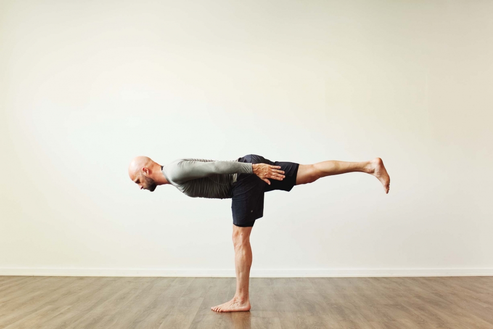 Yoga strengthening pose: Virabhadrasana iii - Warrior 3